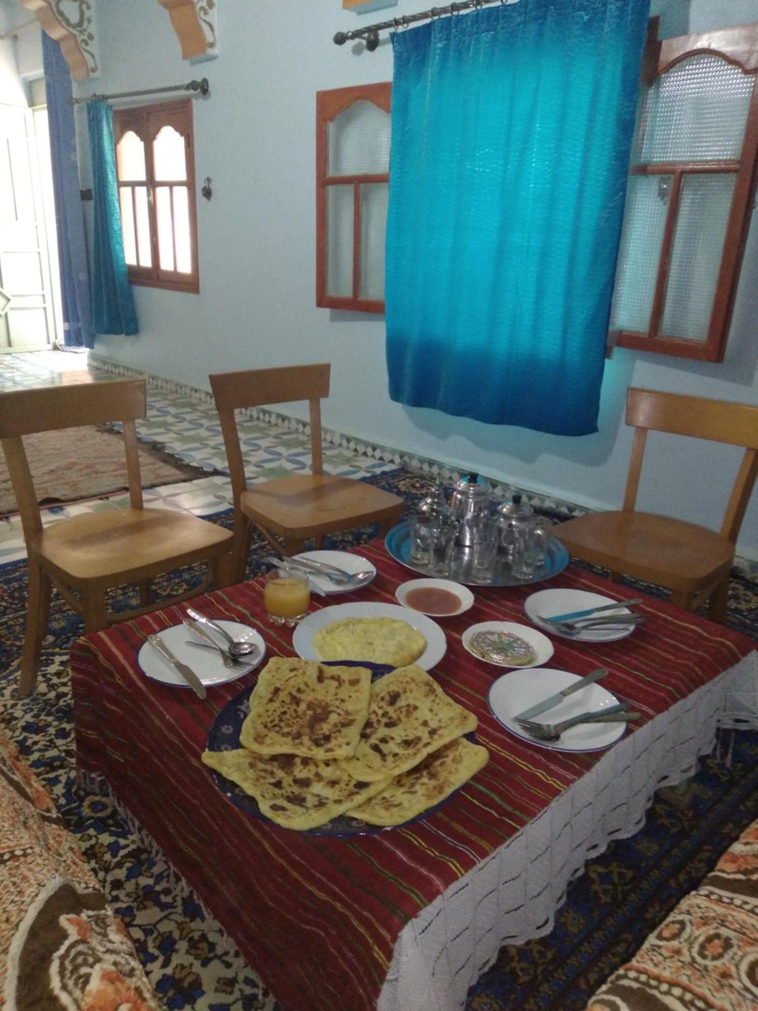 Gite D'Etape Ziz Oasis Achbarou Exterior foto
